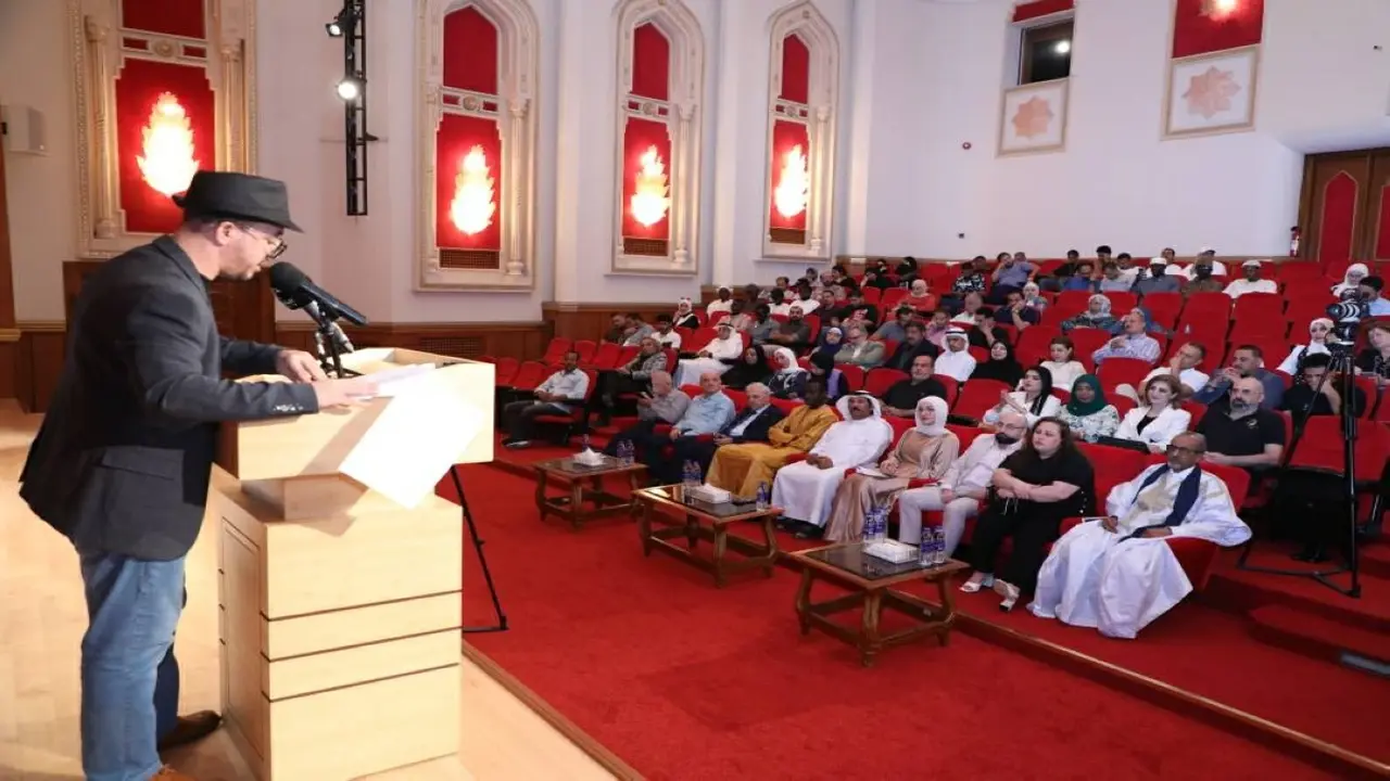 بيت الشعر يحتفي بالمديح النبوي بنفحات فنية